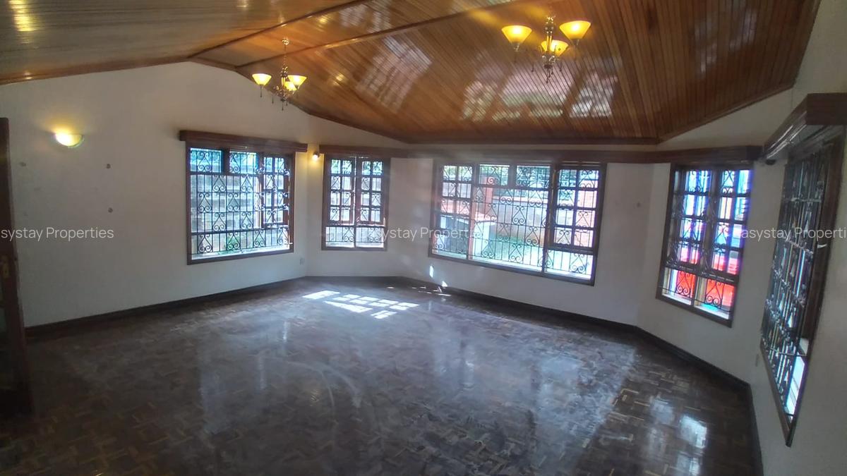 5 Bed House with En Suite in Kilimani - 2