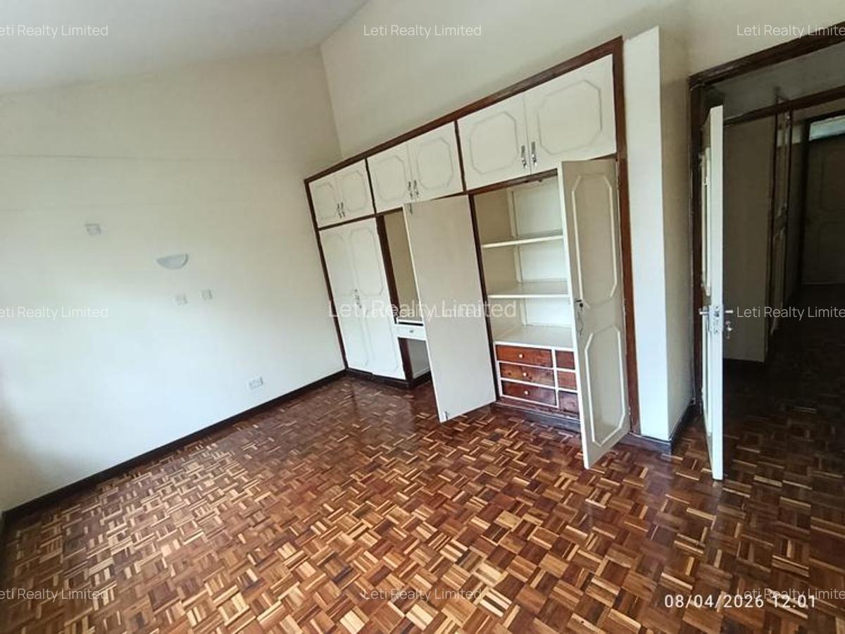 5 Bed Townhouse with En Suite in Kilimani - 5