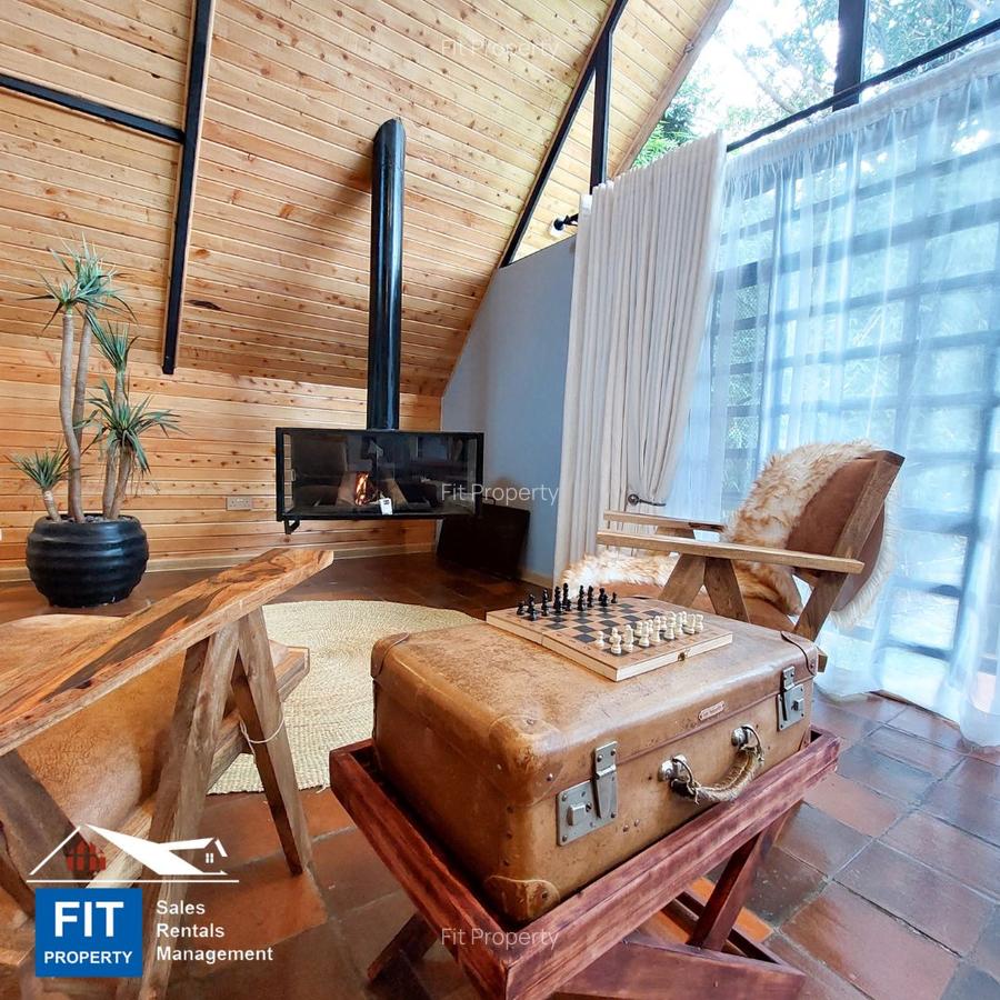 2 Bed House with En Suite at Unep - 10