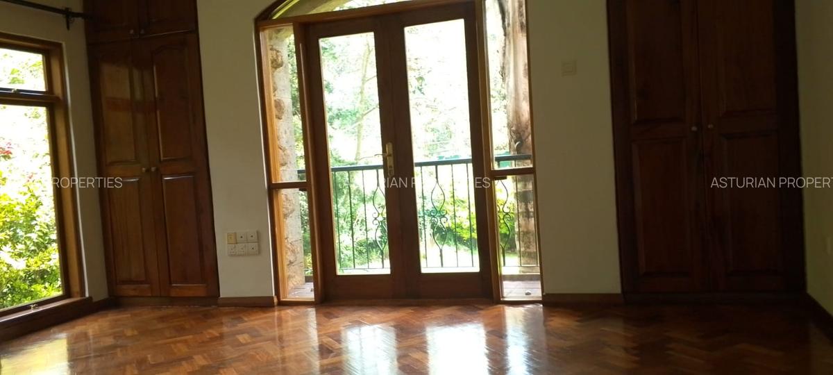 5 Bed Townhouse with En Suite in Karen - 6