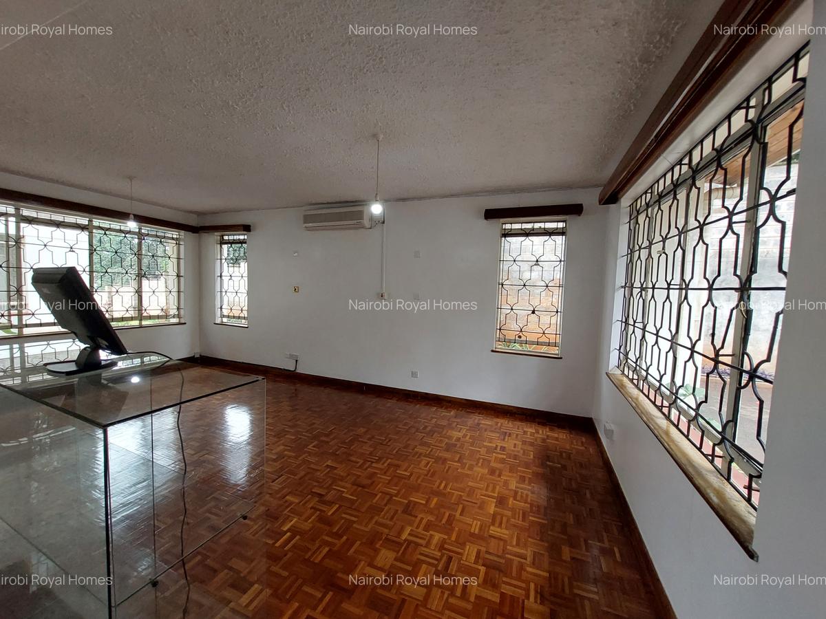 5 Bed House with En Suite at Whispers Avenue - 11