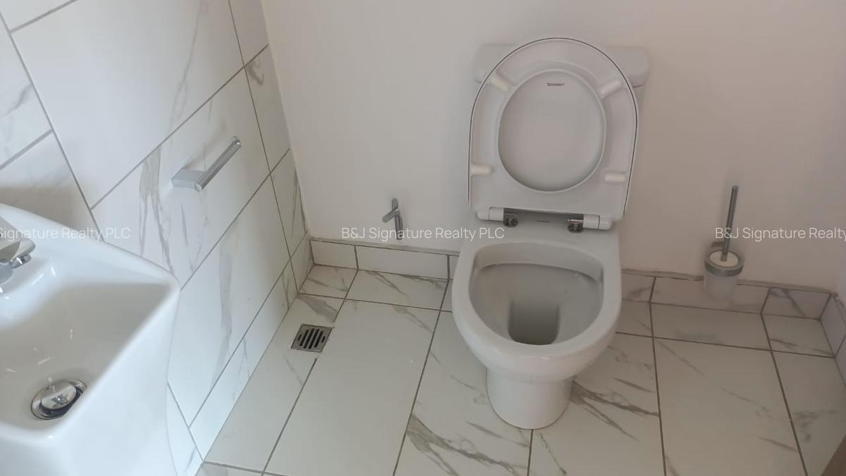 2 Bed Apartment with En Suite in Gigiri - 8