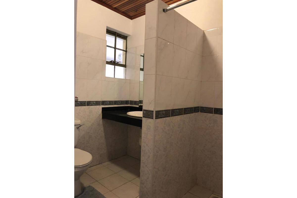 2 Bed Apartment with En Suite in Kilimani - 8