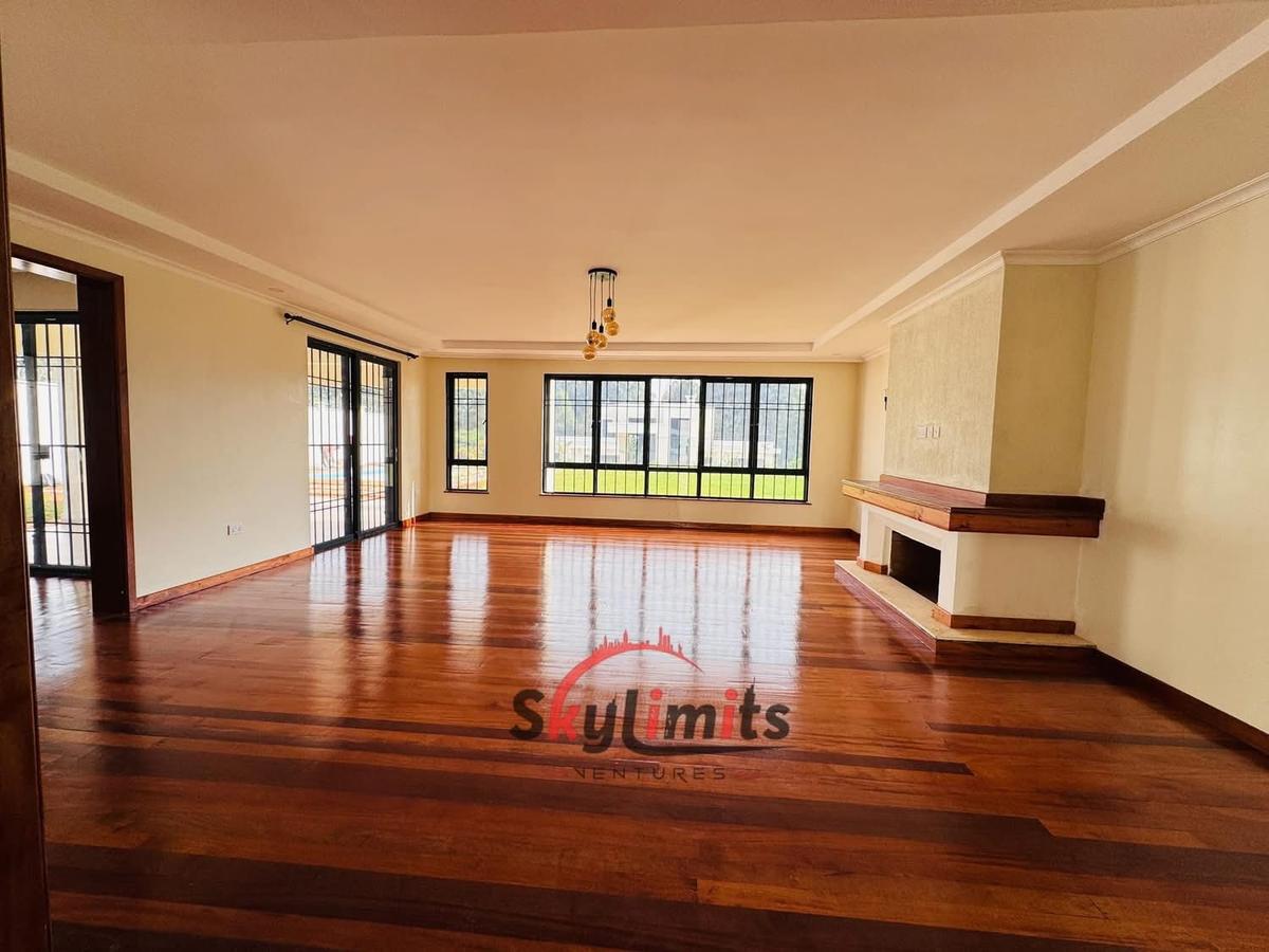 5 Bed Villa with En Suite at Loresho - 10