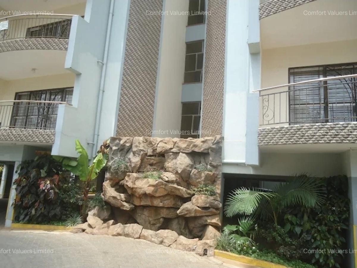 3 Bed Apartment with En Suite at Westlands - 15