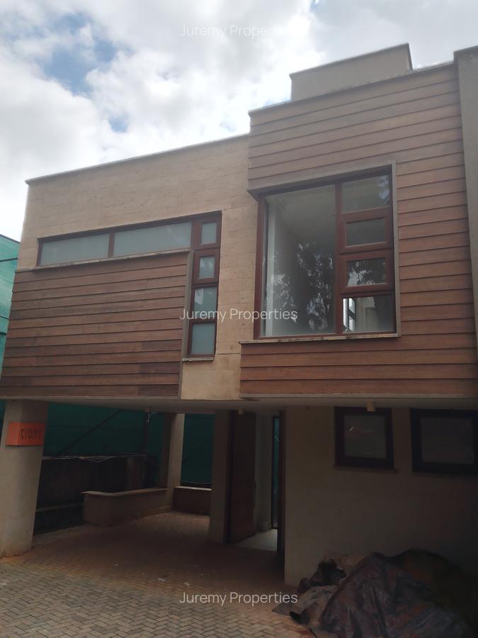 4 Bed Townhouse with En Suite in Lavington - 2