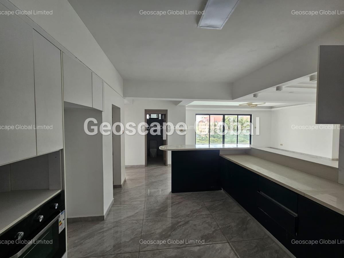 4 Bed Apartment with En Suite in Lavington - 15