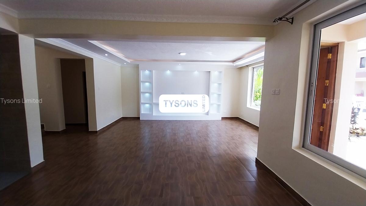 4 Bed Townhouse with En Suite in Syokimau - 2