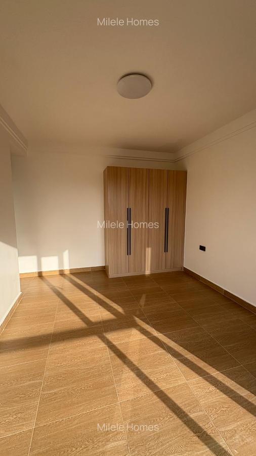 Serviced 2 Bed Apartment with En Suite at Joyland - 8