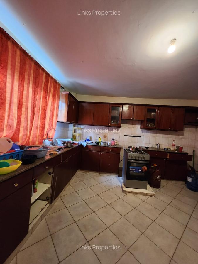 4 Bed Townhouse with En Suite at Karen - 7