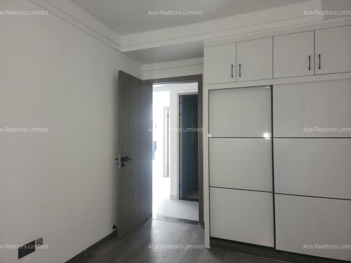 2 Bed Apartment with En Suite at Westlands Near Graffins College - 3