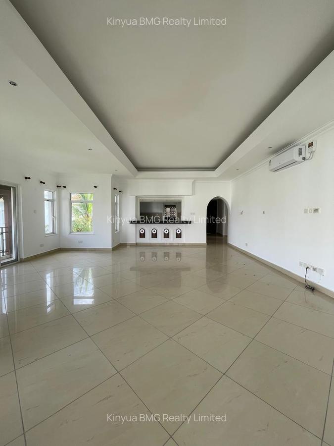 Serviced 3 Bed Apartment with En Suite in Nyali Area - 1