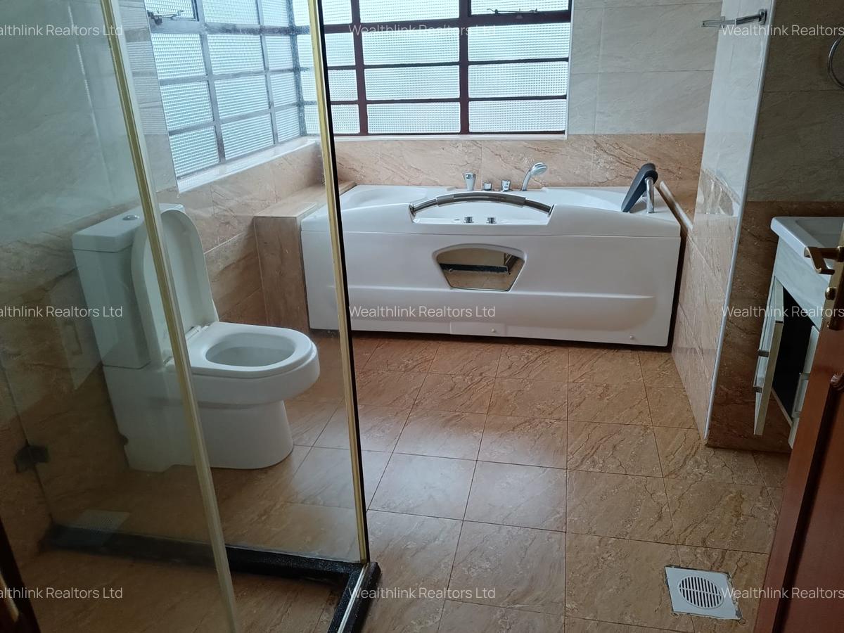 4 Bed Townhouse with En Suite at Runda Ridge Homes - 10