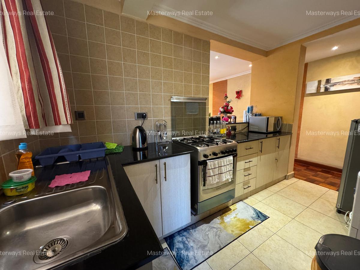 Serviced 1 Bed Apartment with En Suite in Riverside - 3