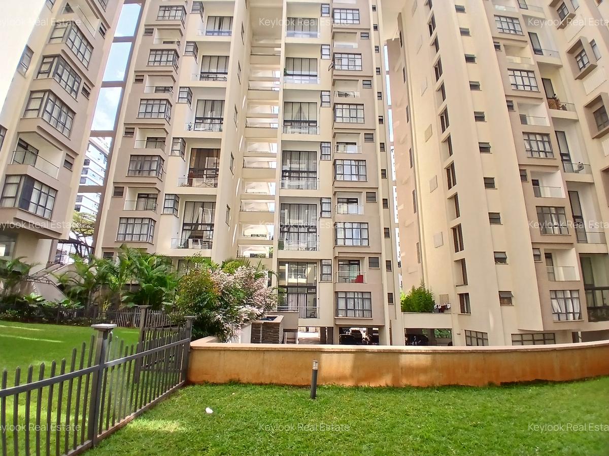 3 Bed Apartment with En Suite at Riverside Drive - 18