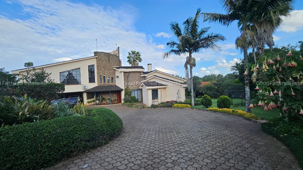 4 Bed House with En Suite in Runda - 11