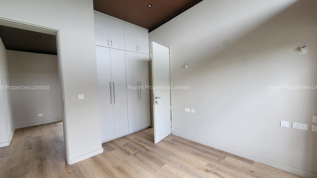 4 Bed House with En Suite in Kiambu Road - 12