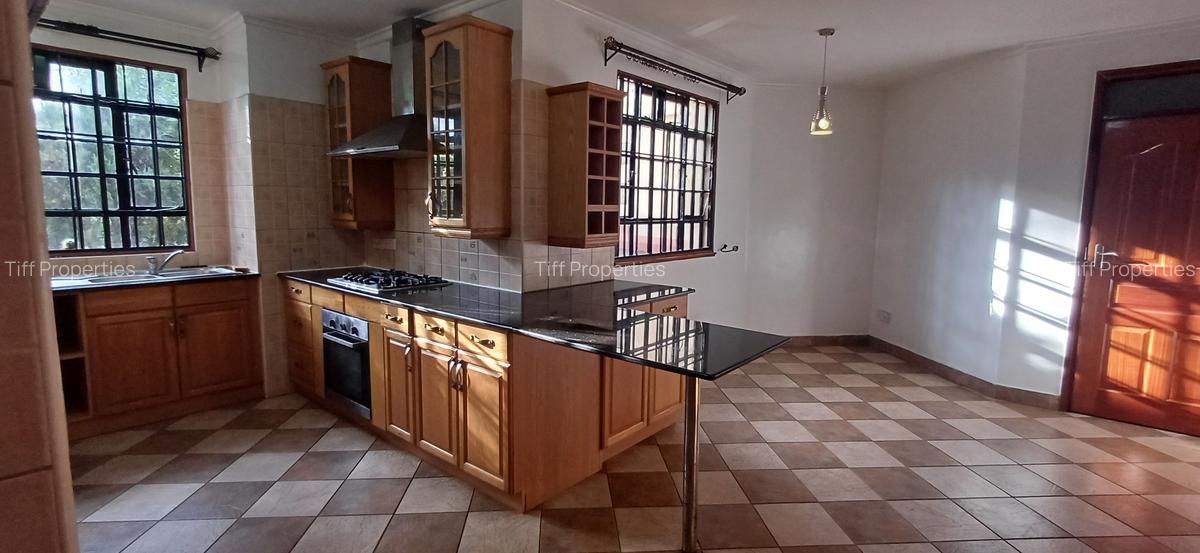 4 Bed Townhouse with En Suite in Runda - 6