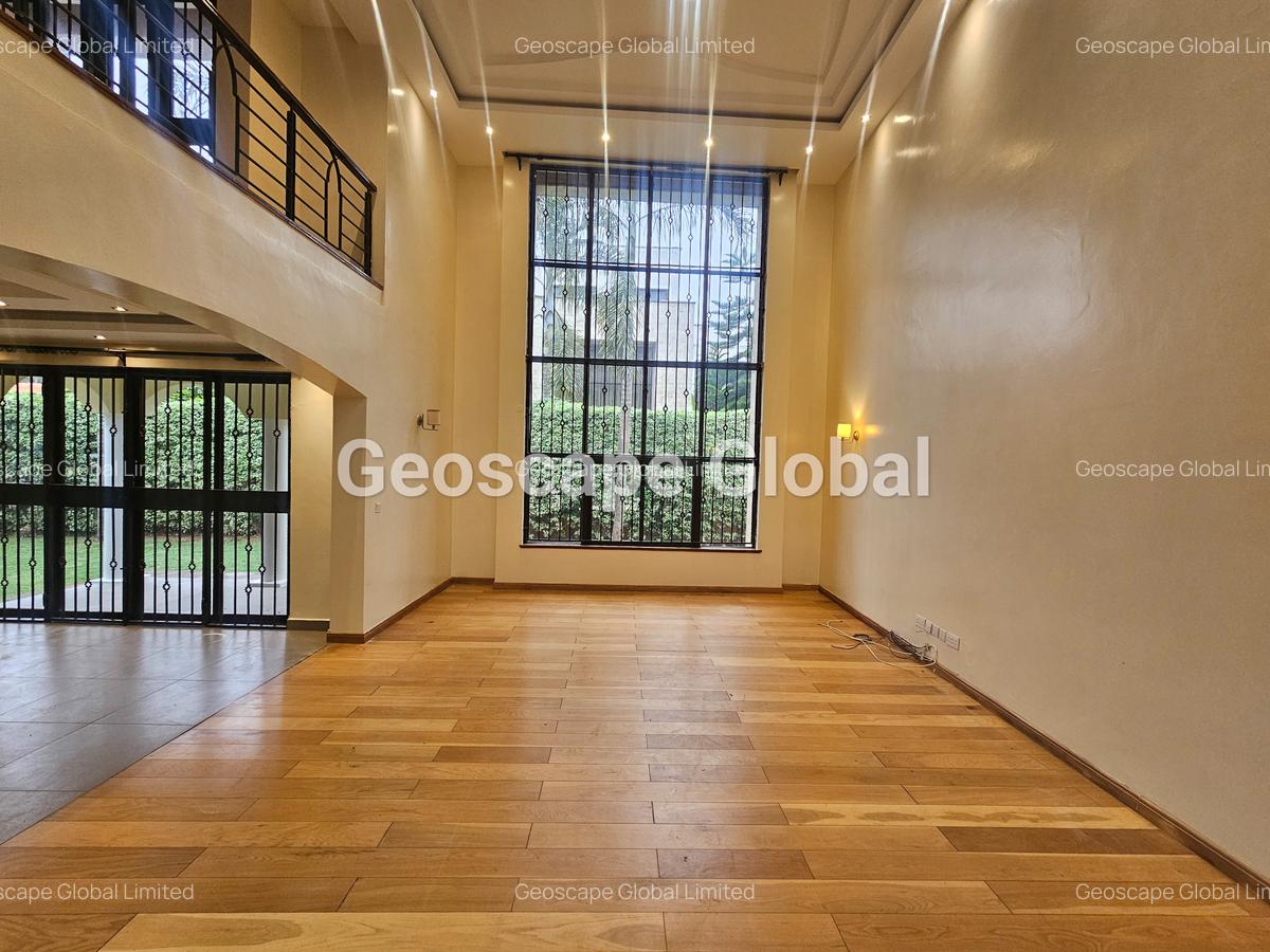 5 Bed Townhouse with En Suite in Lavington - 15