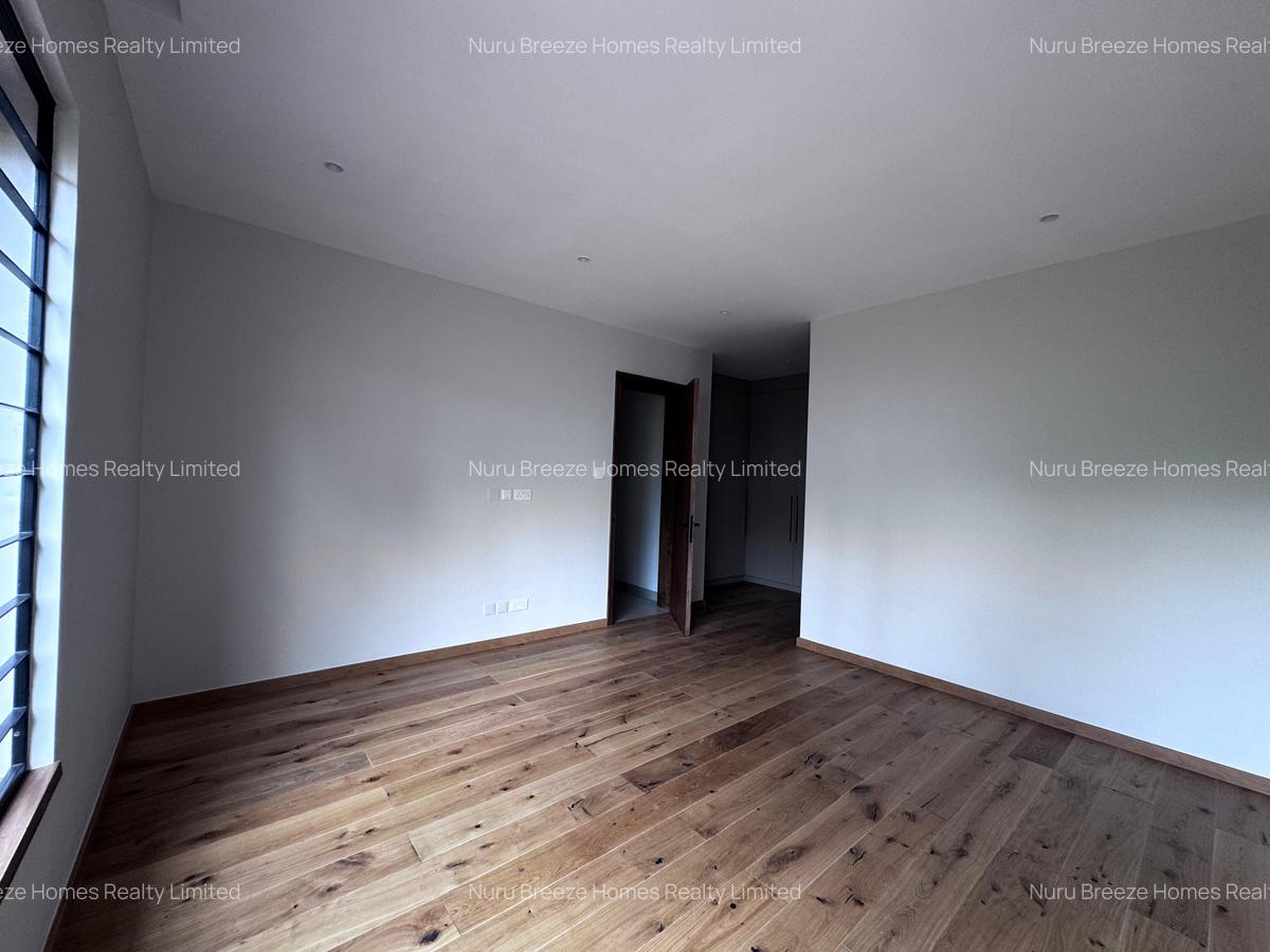 4 Bed Townhouse with En Suite in Loresho - 17