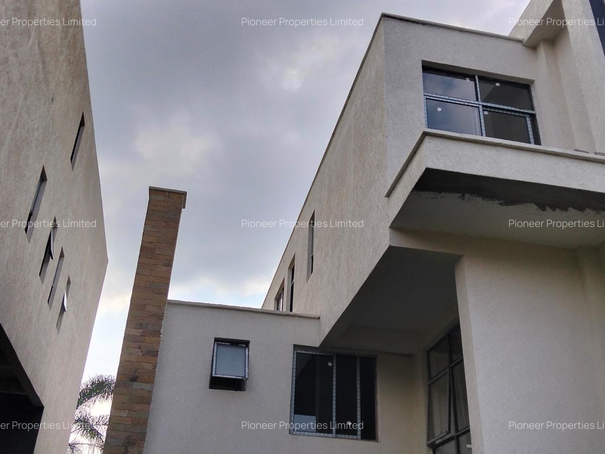 6 Bed House with En Suite at New Runda - 9