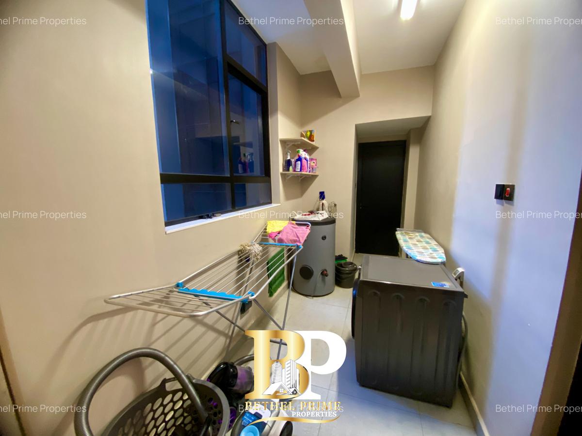 3 Bed Apartment with En Suite in Brookside - 16