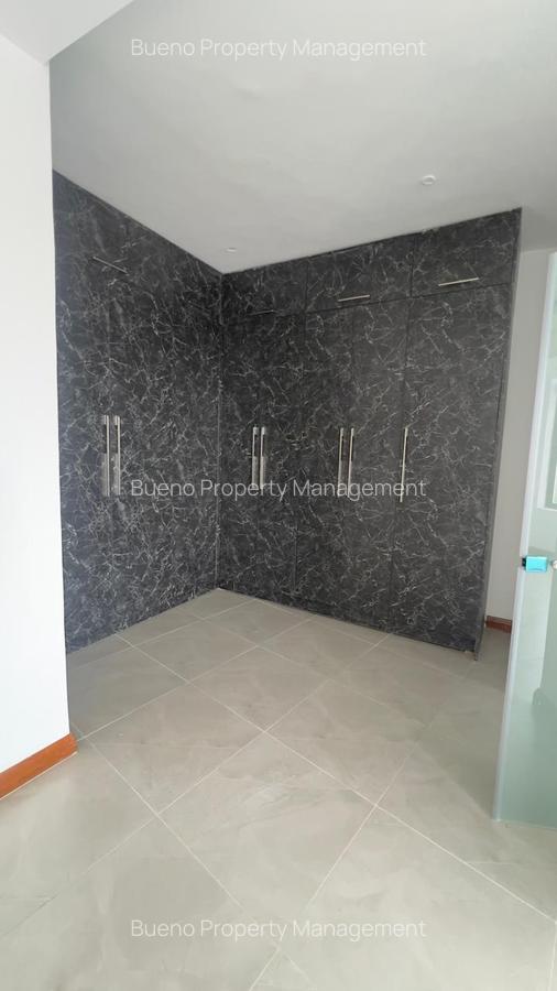 2 Bed Apartment with En Suite in Kilimani - 12