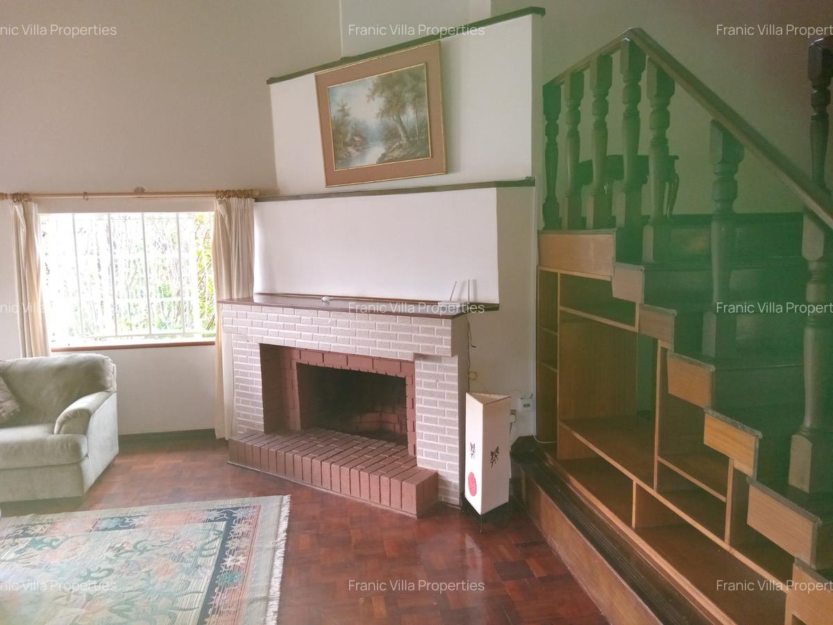 3 Bed House with En Suite at Runda - 14