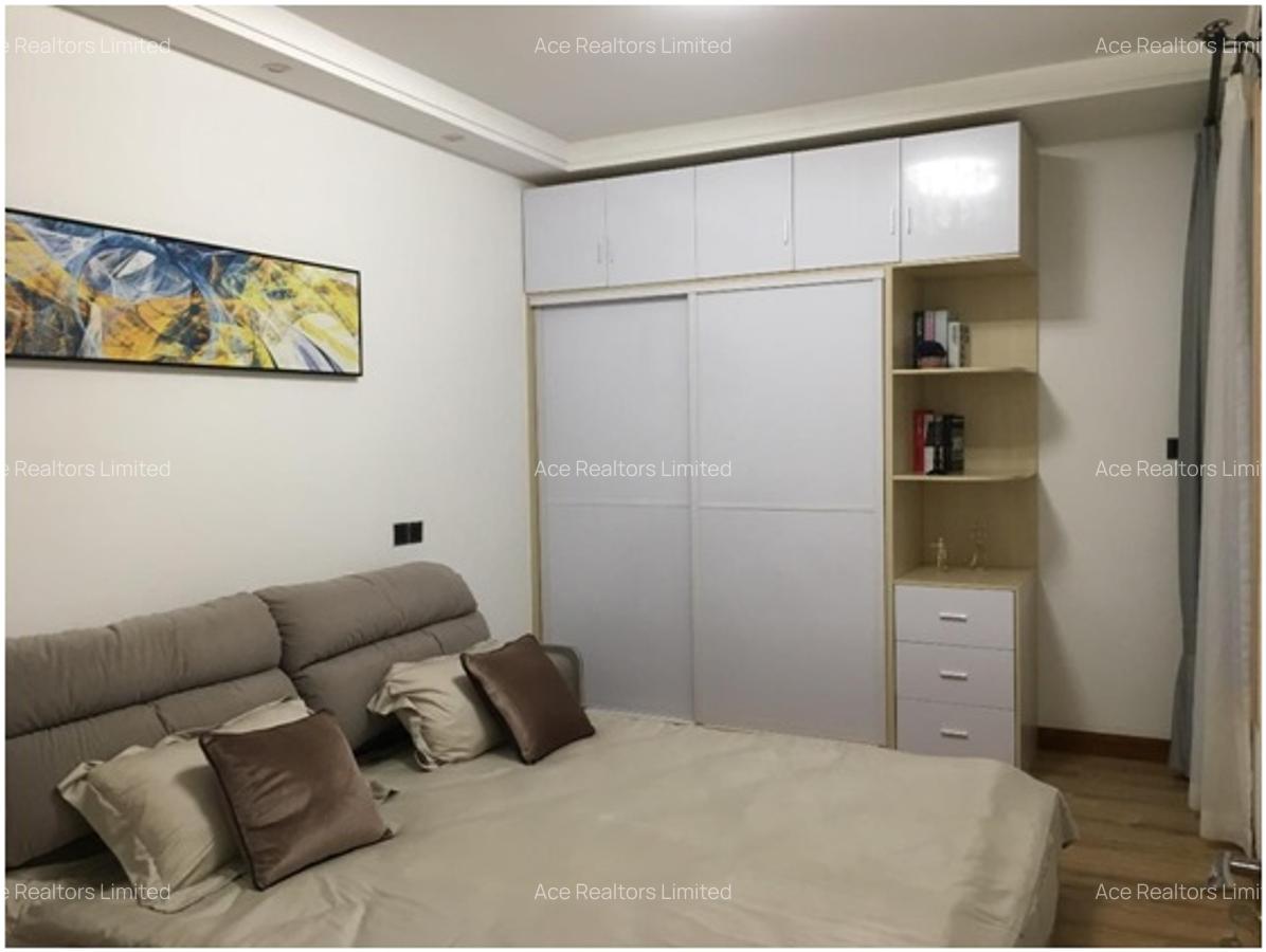 2 Bed Apartment with En Suite at Lavington - 6