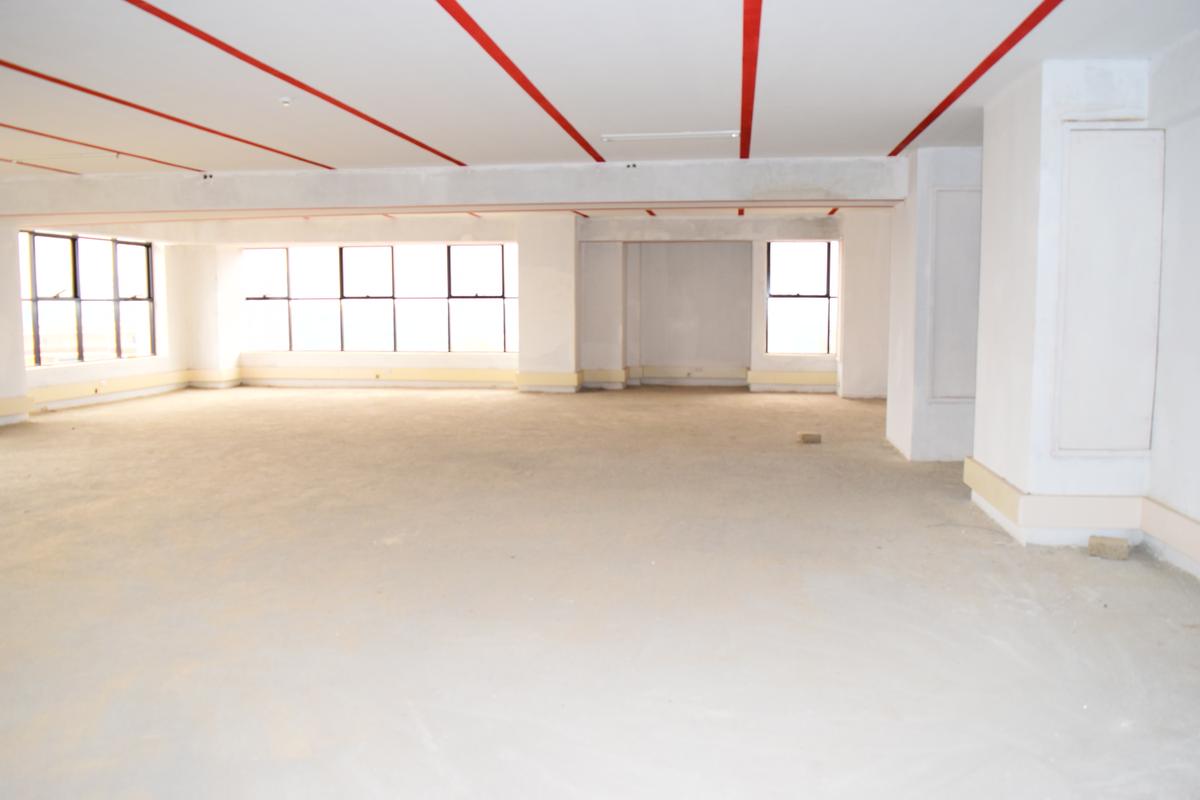 1,650 ft² Office with Service Charge Included in Ngong Road - 2