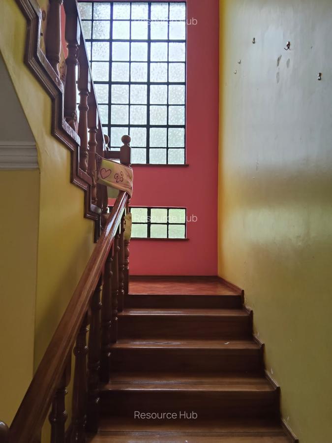 4 Bed House with En Suite in Karen - 9