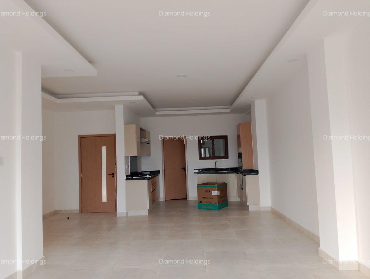 3 Bed Apartment with En Suite at Parklands - 8