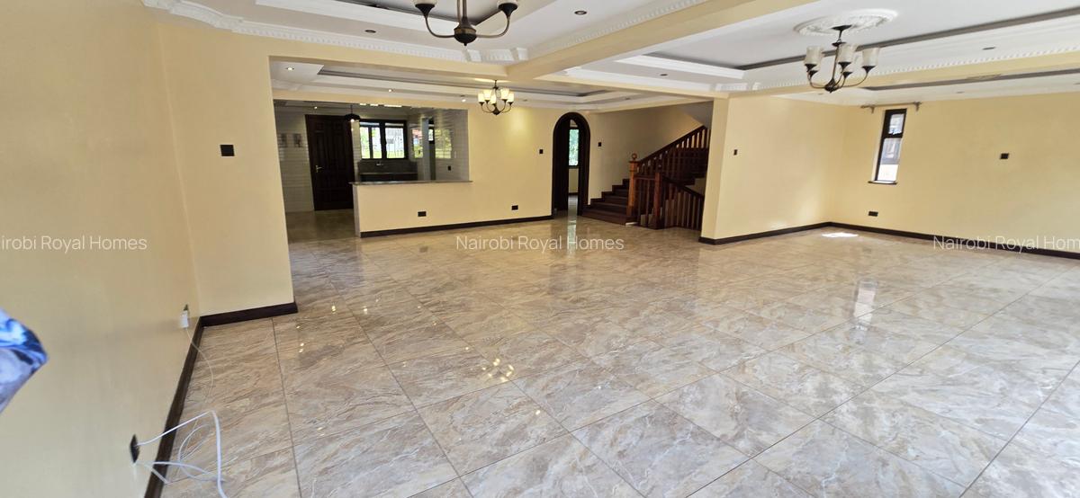 5 Bed Townhouse with En Suite at Lavington Green - 10