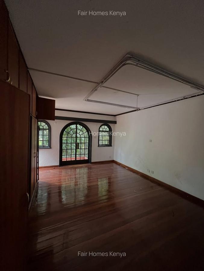 4 Bed Townhouse with En Suite at Riverside Drive - 11