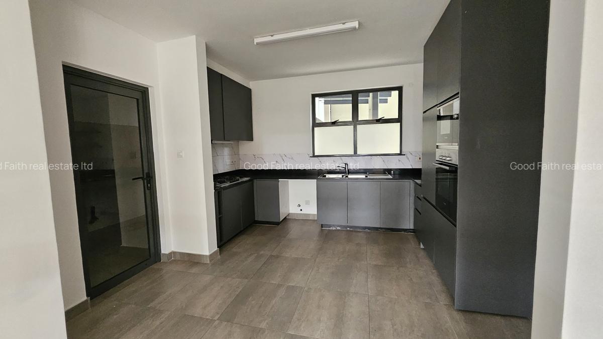 4 Bed Apartment with En Suite at Two Rivers - 7