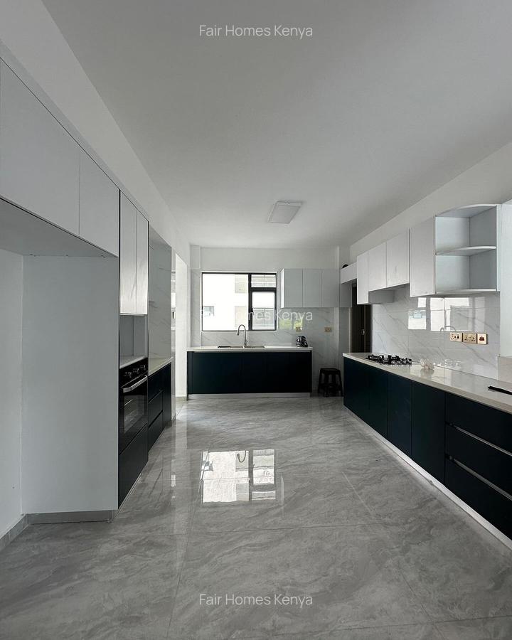 4 Bed Apartment with En Suite at Valley Arcade - 14