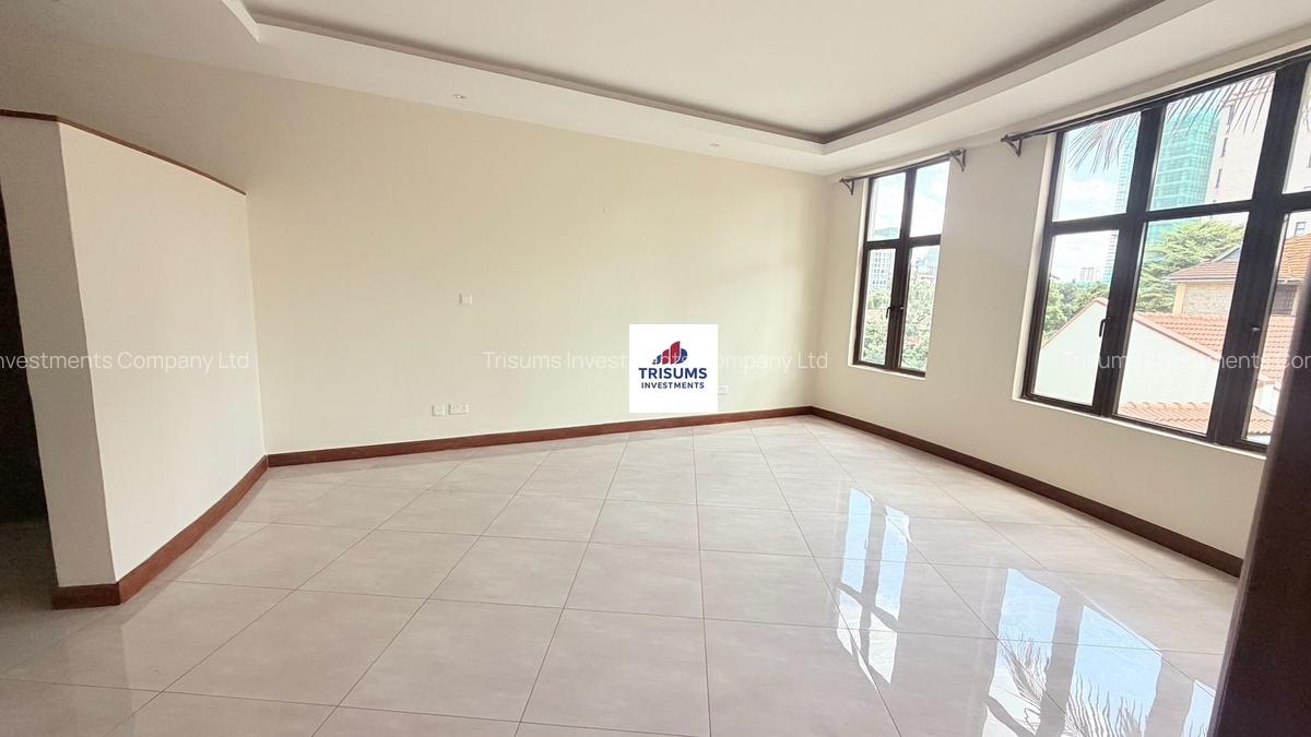 3 Bed Apartment with En Suite in Westlands Area - 6