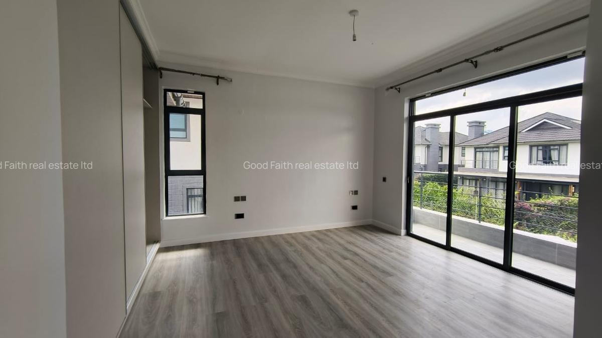 4 Bed House with En Suite in Kiambu Road - 8