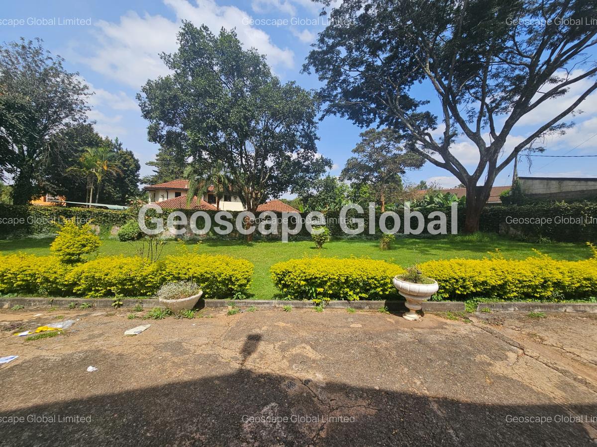 5 Bed House with En Suite in Nyari - 12