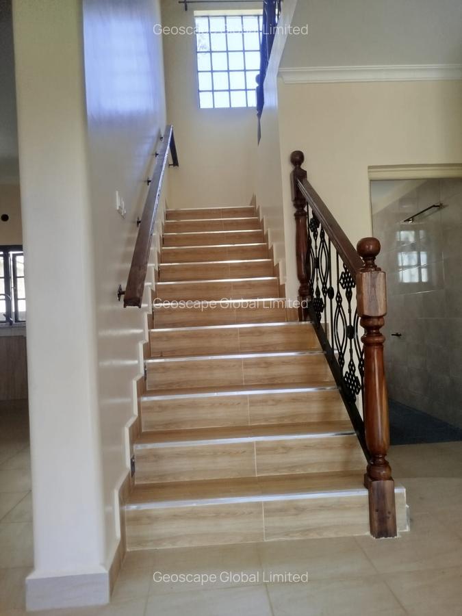 4 Bed House with En Suite in Karen - 5