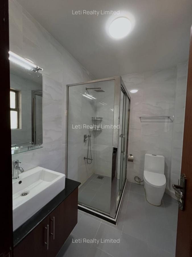 5 Bed Townhouse with En Suite in Lavington - 9