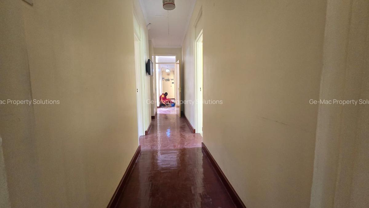 4 Bed House with En Suite in Runda - 7