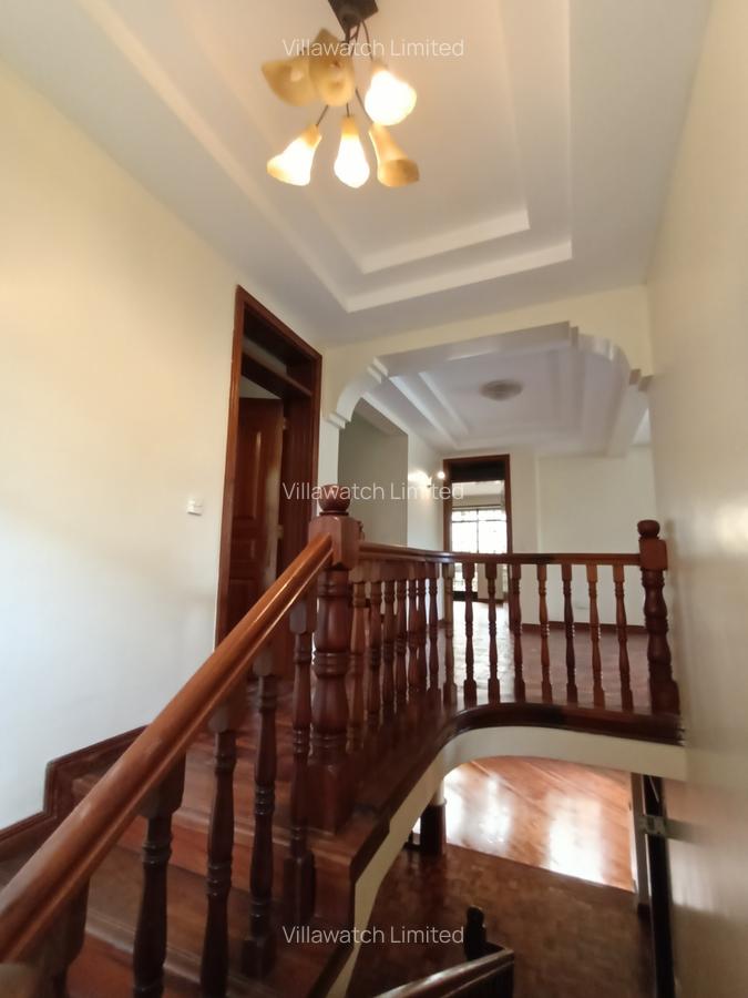 5 Bed Townhouse with En Suite in Lavington - 15