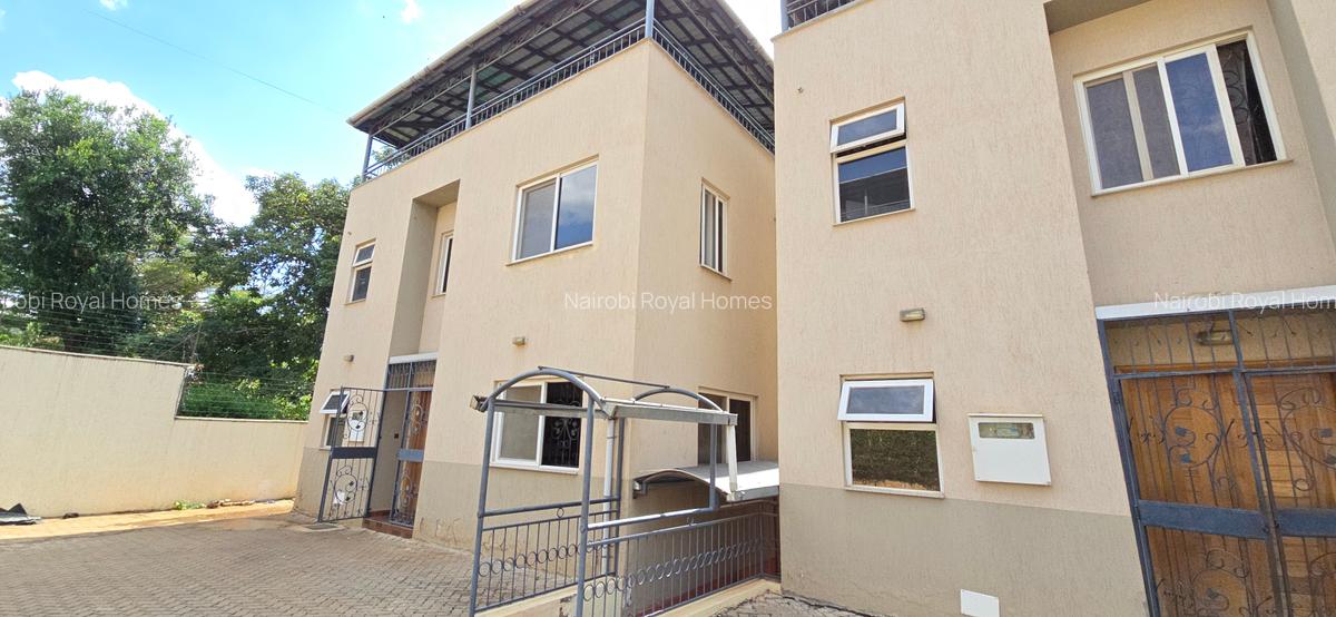 5 Bed Townhouse with En Suite at Lavington Green - 1