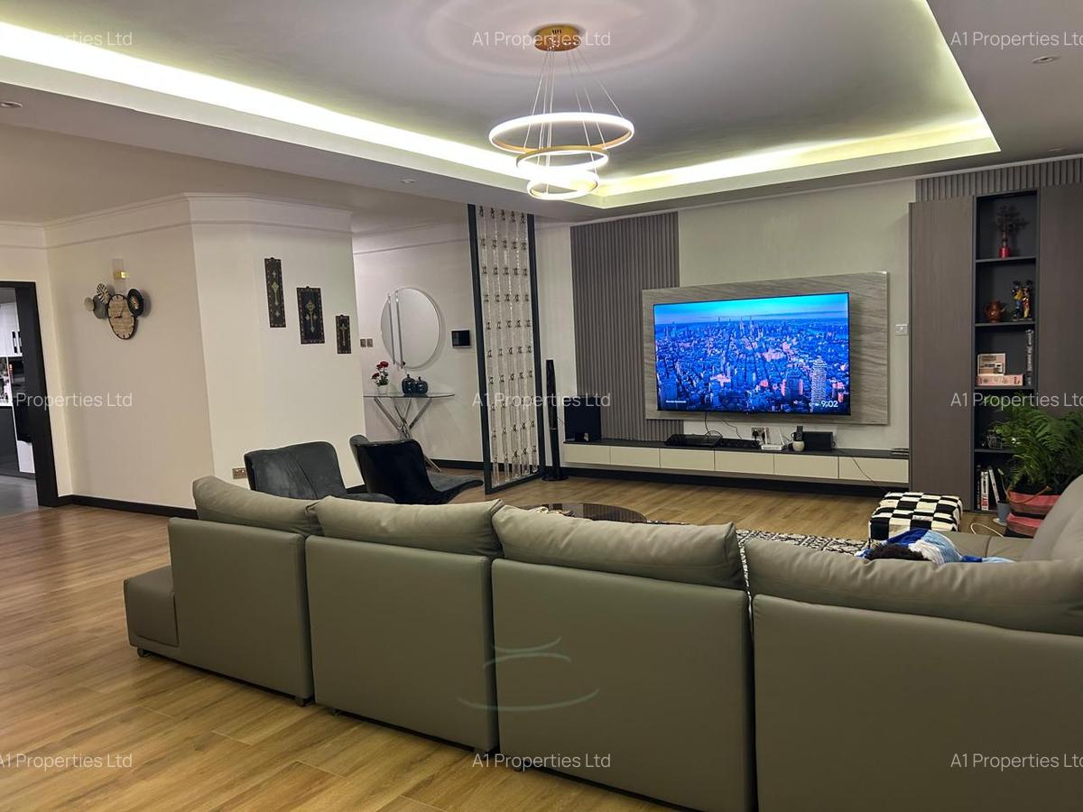 3 Bed Apartment with En Suite in Riverside - 7