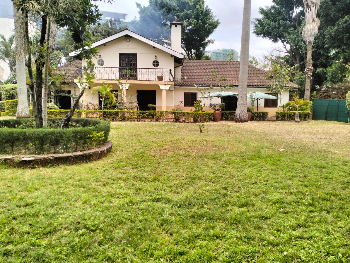 5 Bed House with En Suite in Kileleshwa - 1