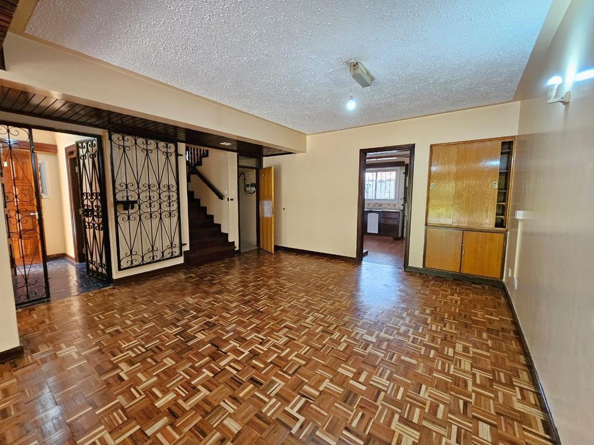 3 Bed House with Garden in Westlands Area - 6
