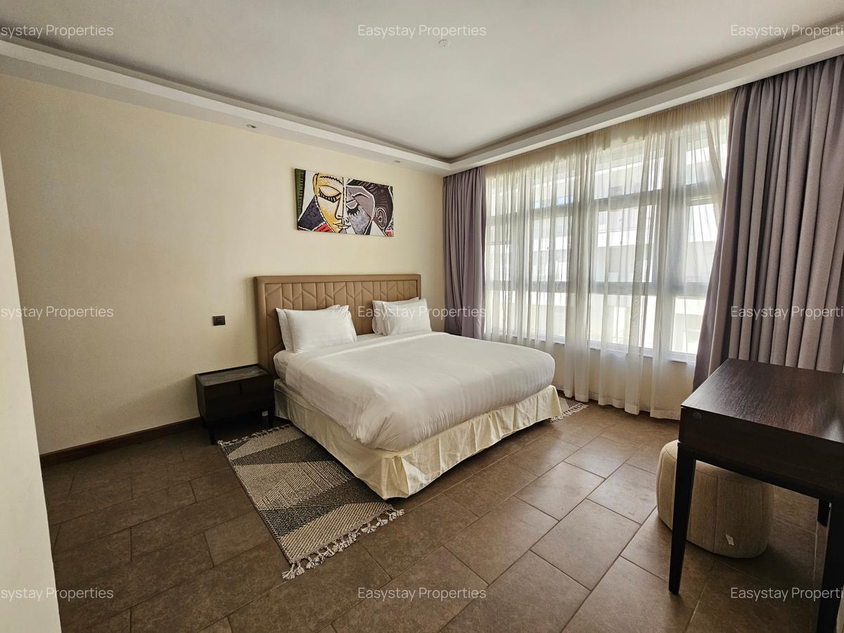 Serviced 2 Bed Apartment with En Suite in Spring Valley - 14