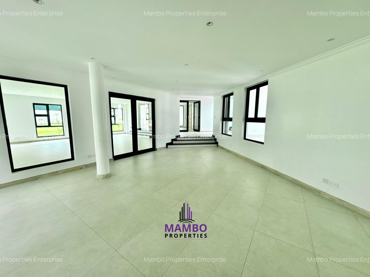 5 Bed House with En Suite at Runda - 20