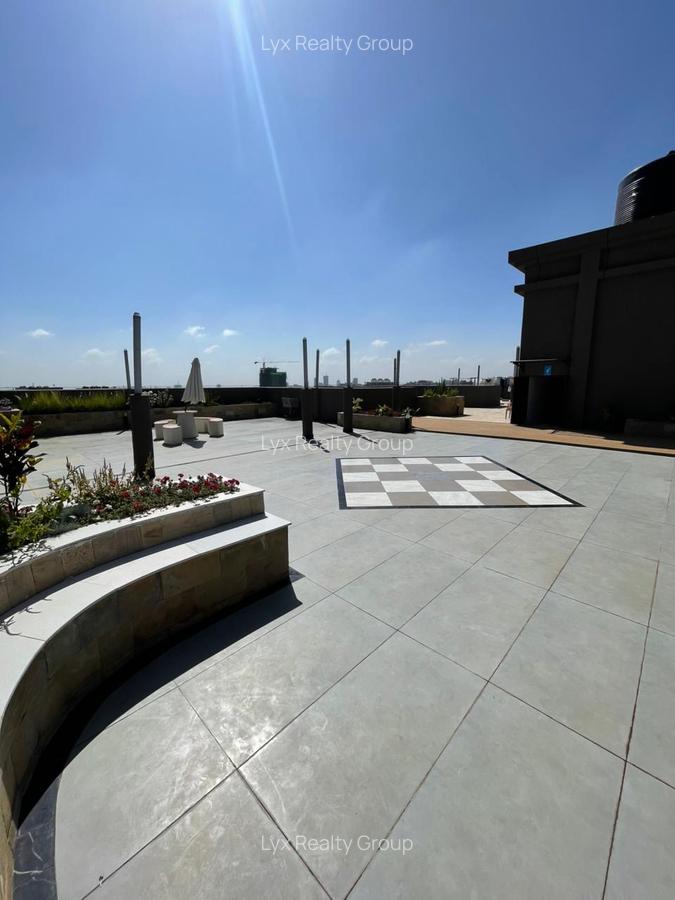 3 Bed Apartment with En Suite in Riverside - 17